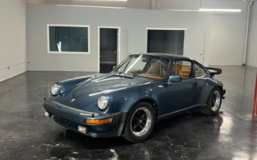 Porsche-911-1979-Coupe-3
