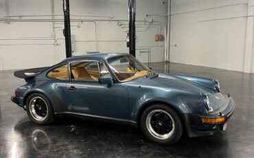 Porsche-911-1979-Coupe-7