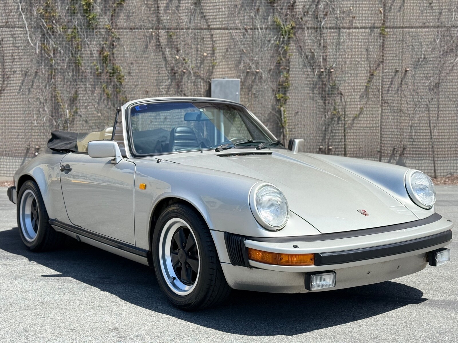 Porsche-911-1980-1