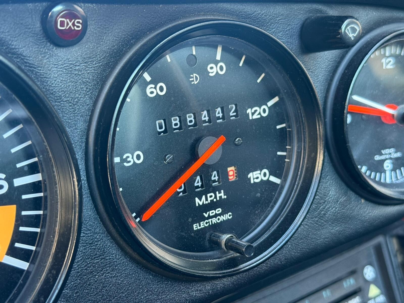 Porsche-911-1980-10