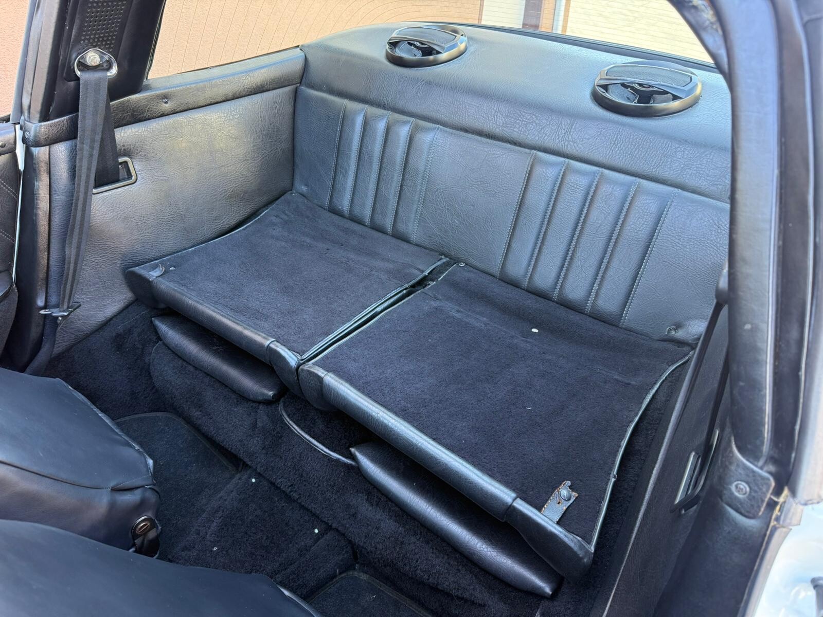 Porsche-911-1980-11