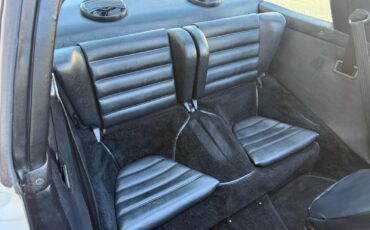 Porsche-911-1980-12