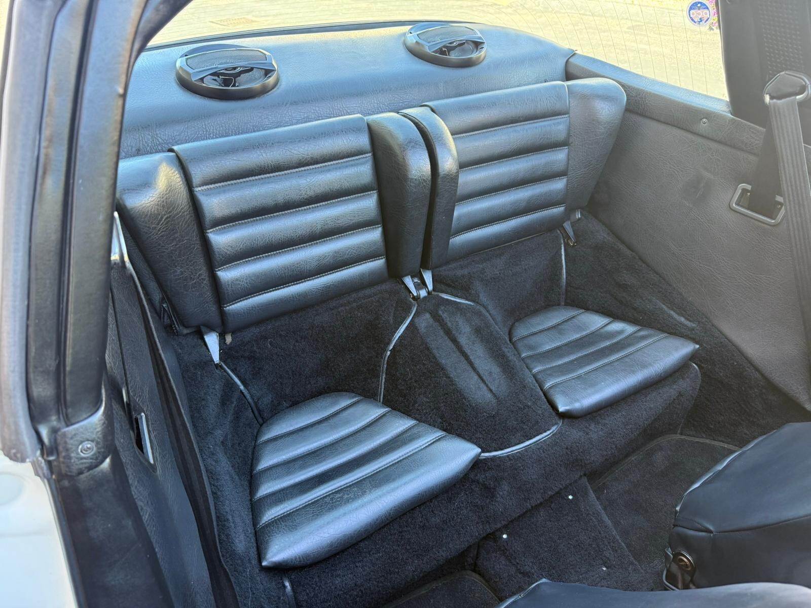 Porsche-911-1980-12