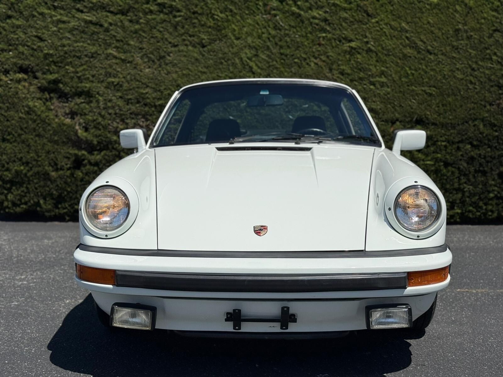 Porsche-911-1980-2