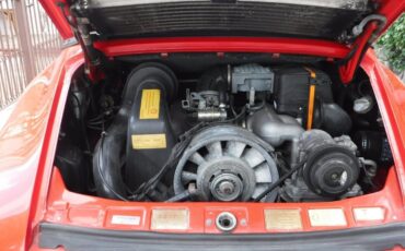 Porsche-911-1984-Convertible-12