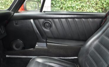 Porsche-911-1984-Convertible-30