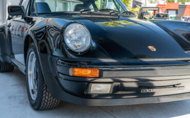 Porsche-911-1984-Coupe-14
