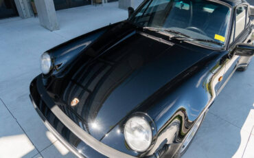 Porsche-911-1984-Coupe-18