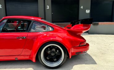 Porsche-911-1984-Coupe-3