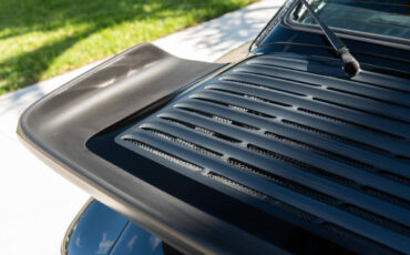 Porsche-911-1984-Coupe-37
