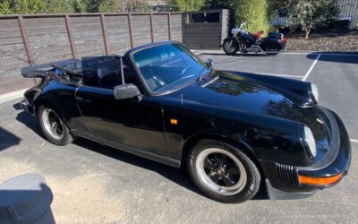Porsche 911  1984 black