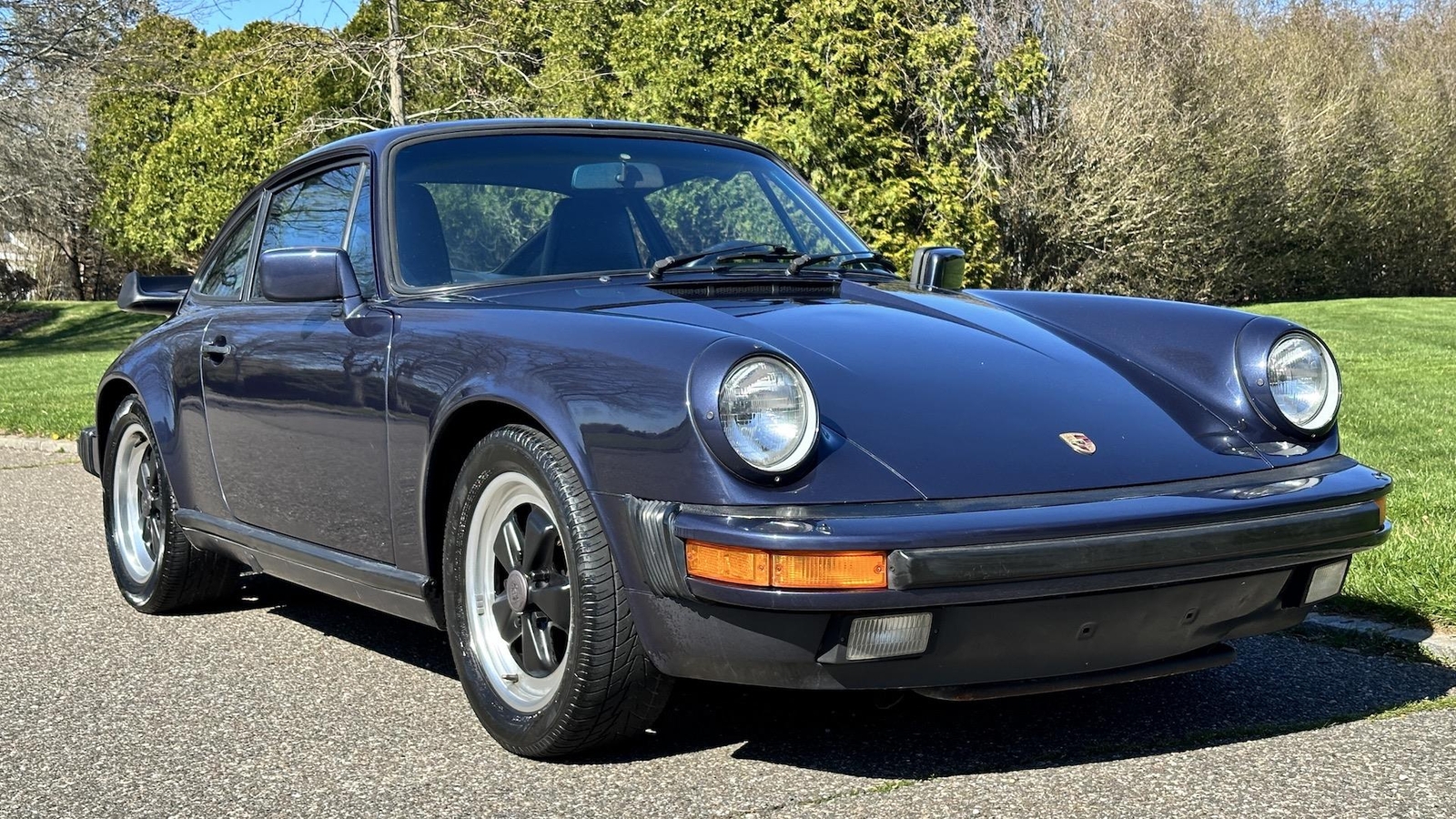Porsche-911-1985-Coupe-10