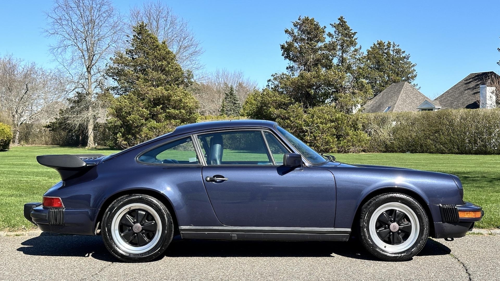Porsche-911-1985-Coupe-15