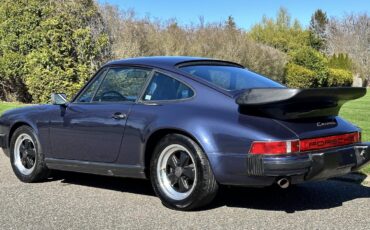 Porsche-911-1985-Coupe-24