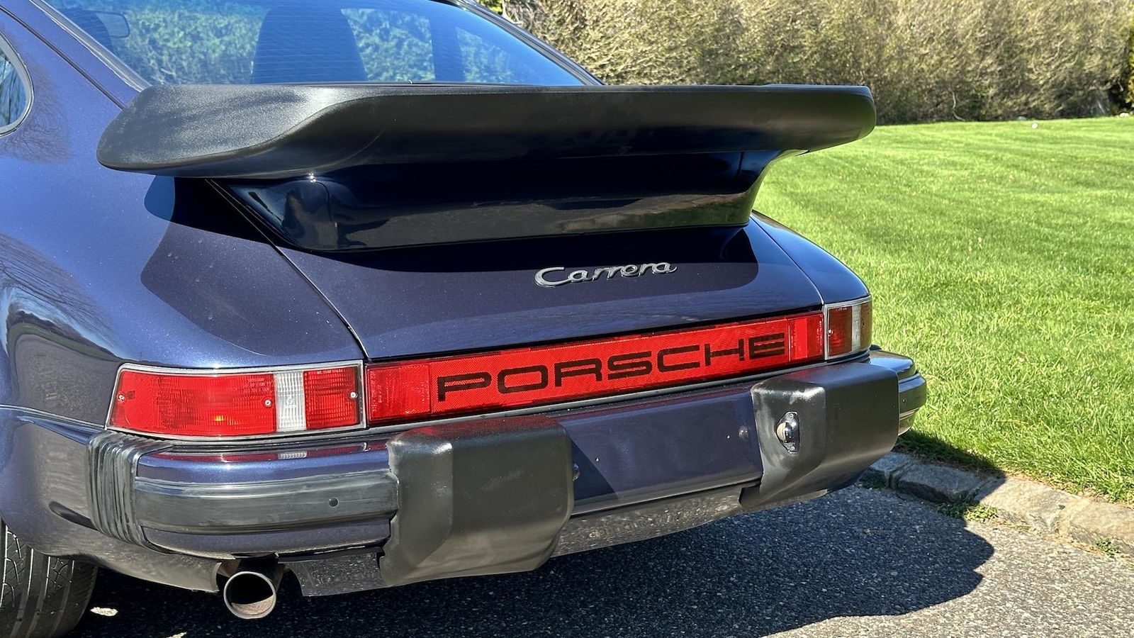 Porsche-911-1985-Coupe-34