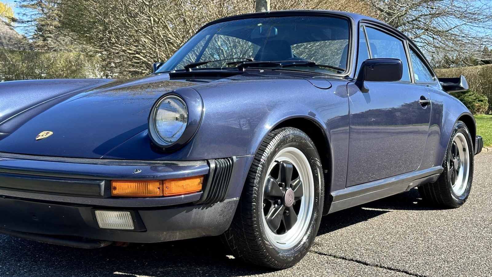 Porsche-911-1985-Coupe-39