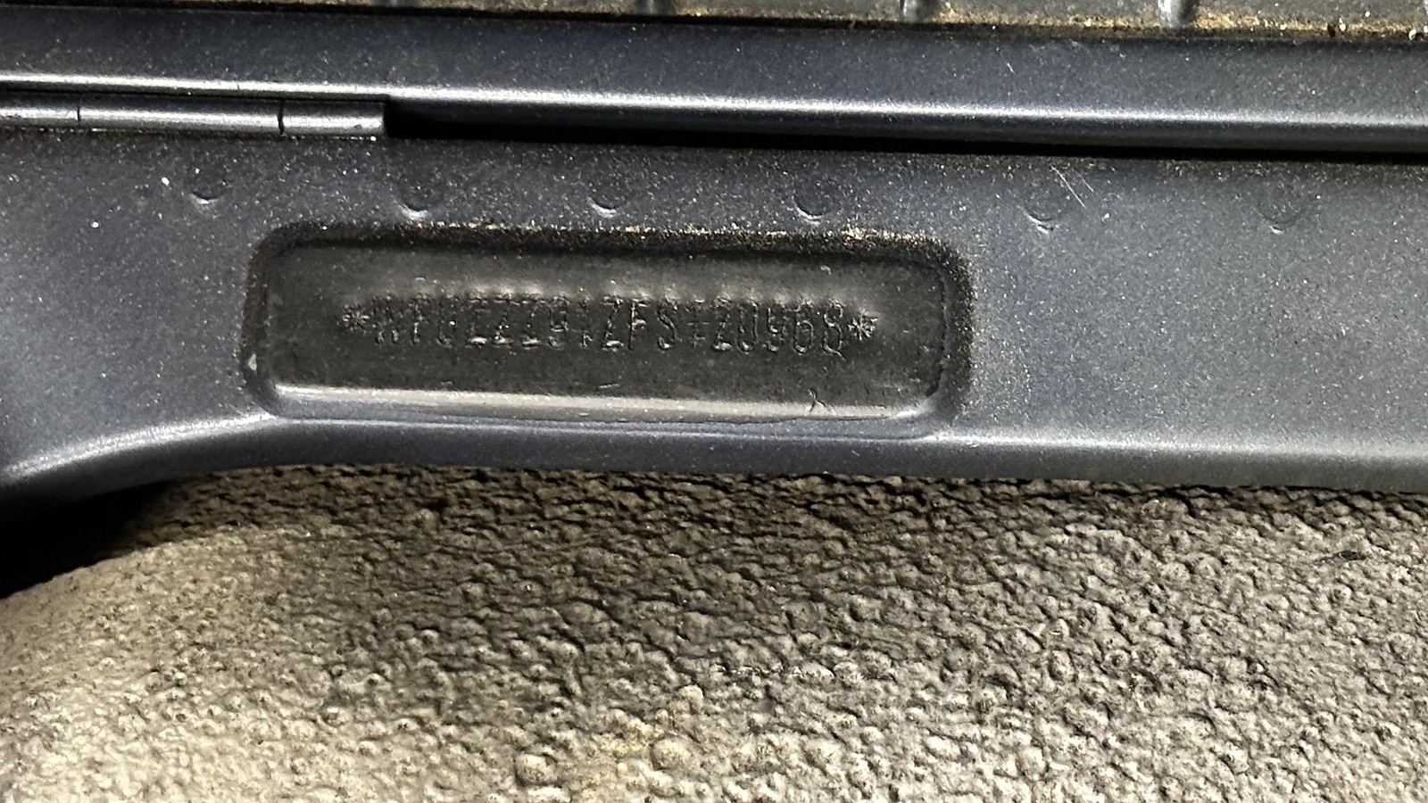 Porsche-911-1985-Coupe-6