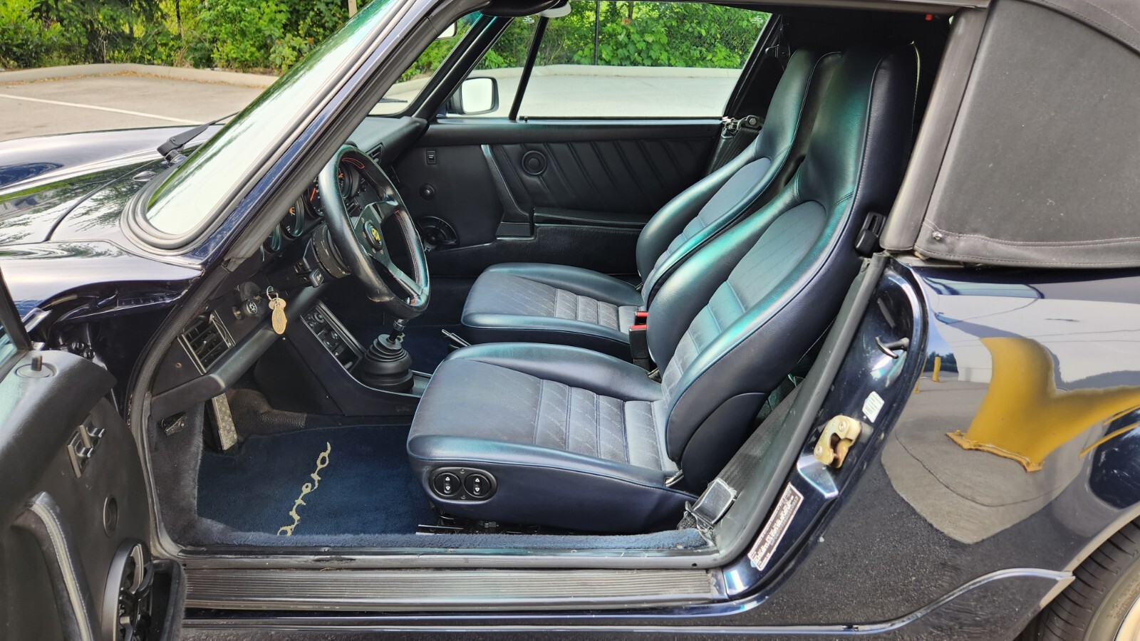 Porsche-911-1986-Convertible-16
