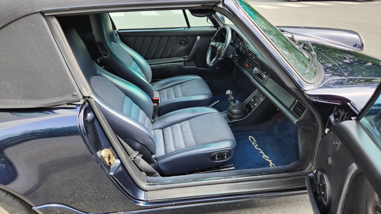 Porsche-911-1986-Convertible-17