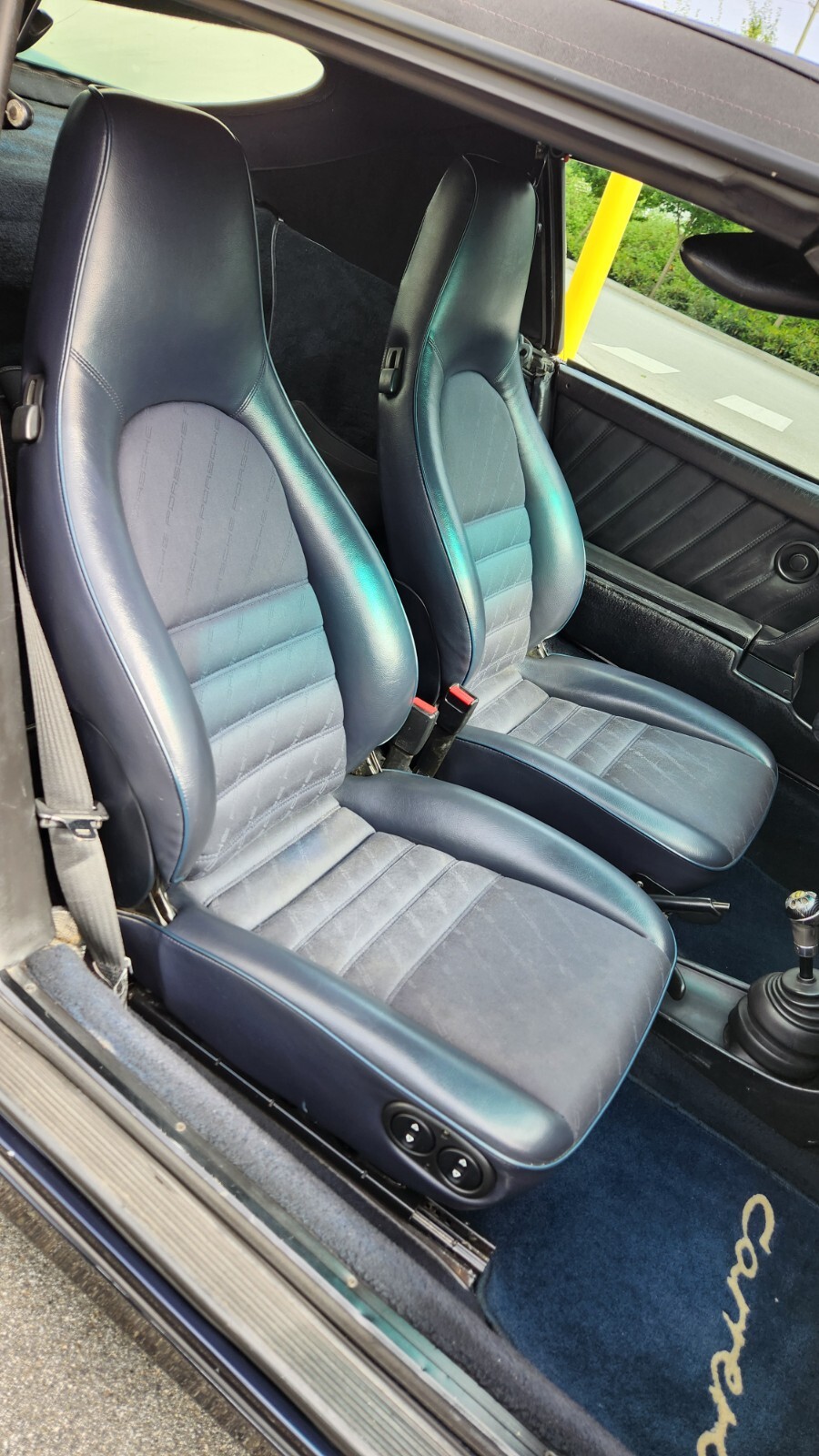 Porsche-911-1986-Convertible-18