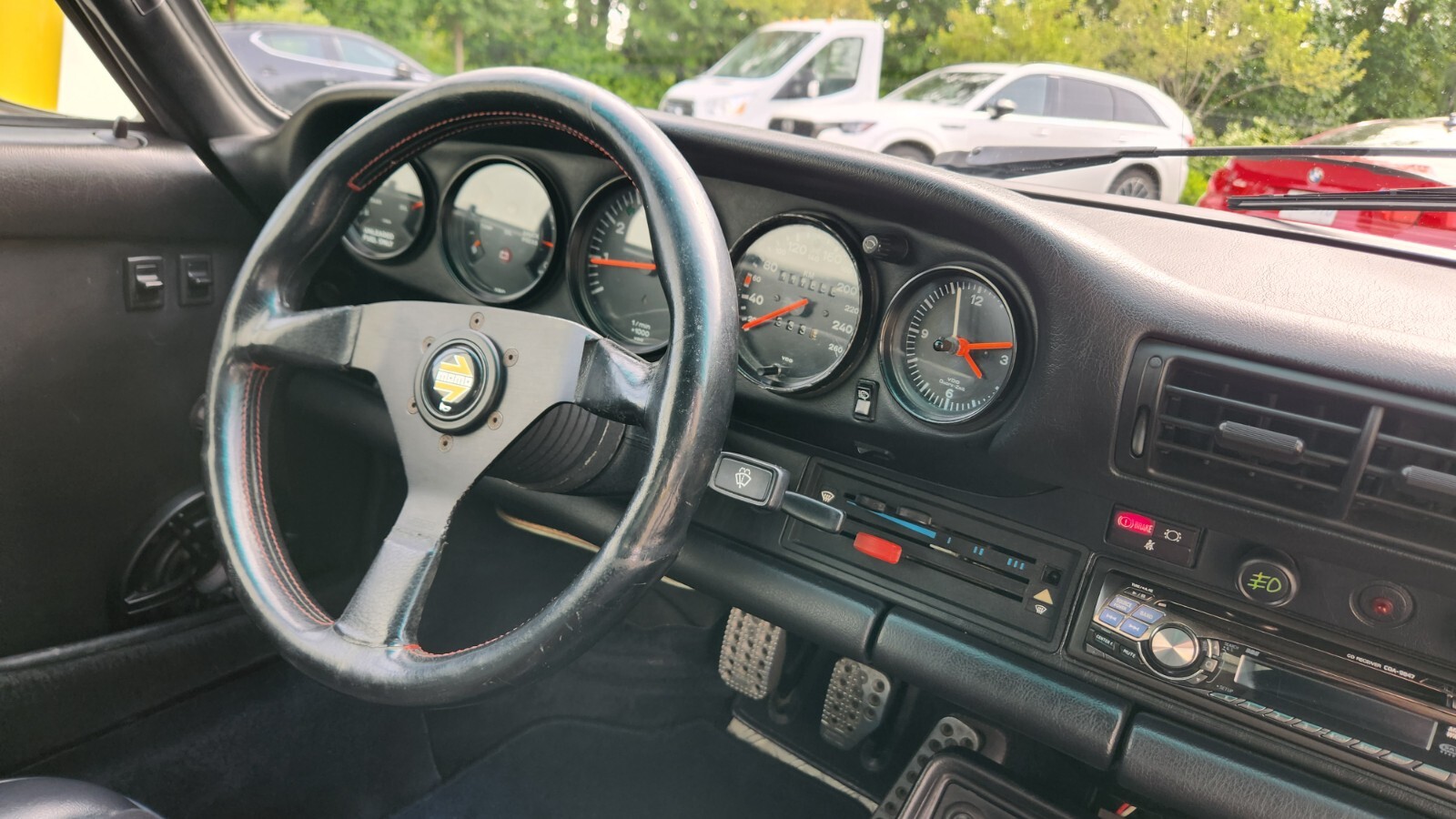 Porsche-911-1986-Convertible-19
