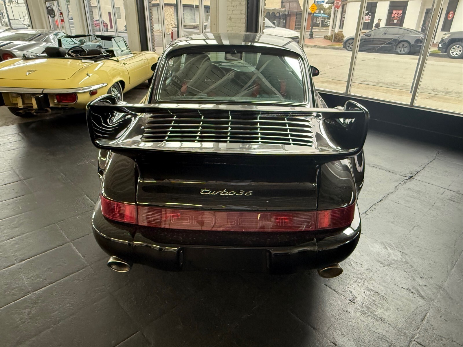 Porsche-911-1986-Coupe-1