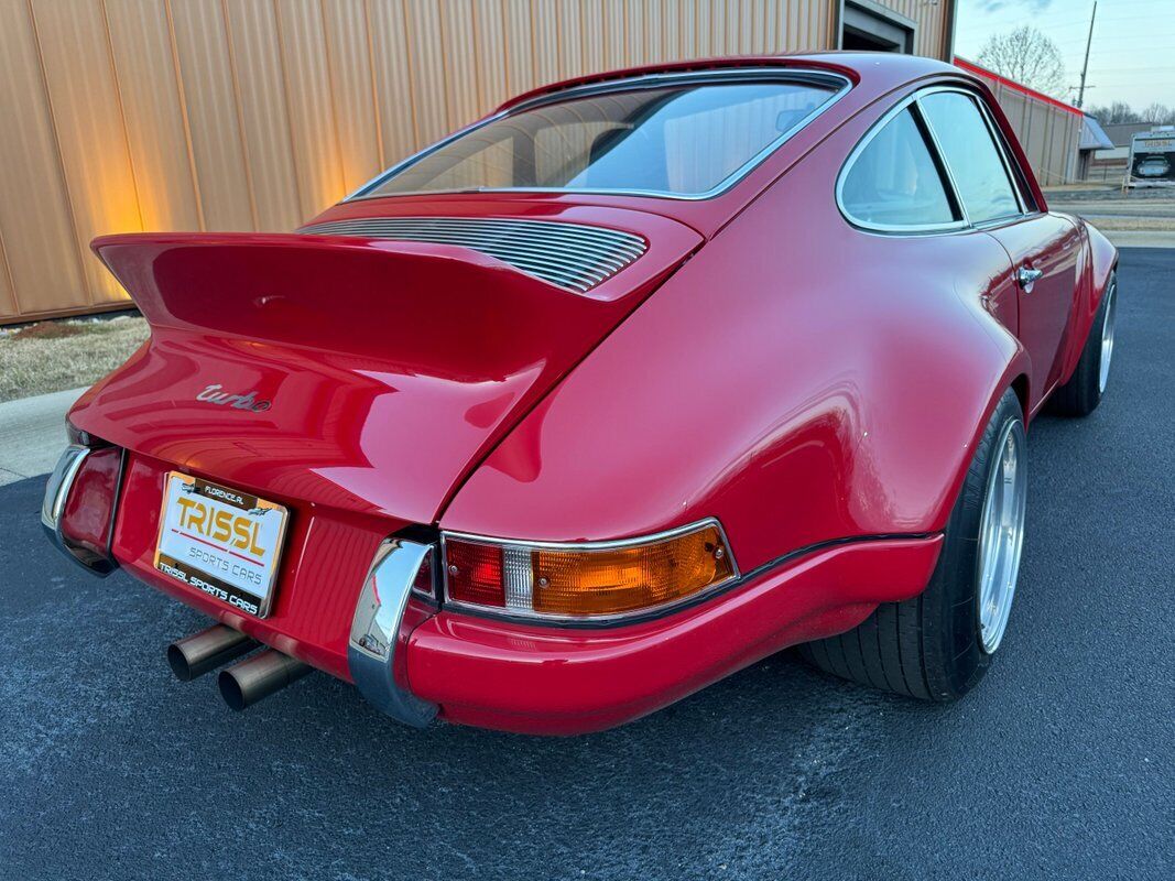 Porsche-911-1987-13