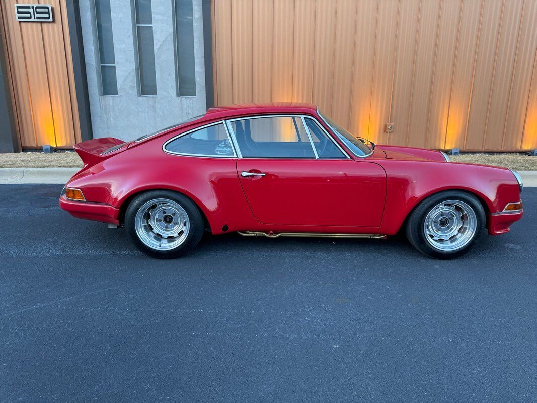 Porsche-911-1987-8