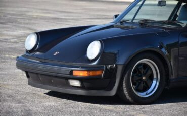 Porsche-911-1987-Coupe-11