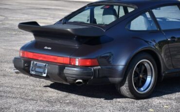 Porsche-911-1987-Coupe-13