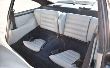 Porsche-911-1987-Coupe-21
