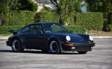 Porsche-911-1987-Coupe-3