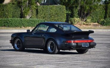 Porsche-911-1987-Coupe-5