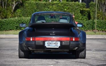 Porsche-911-1987-Coupe-9