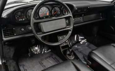 Porsche-911-1988-11