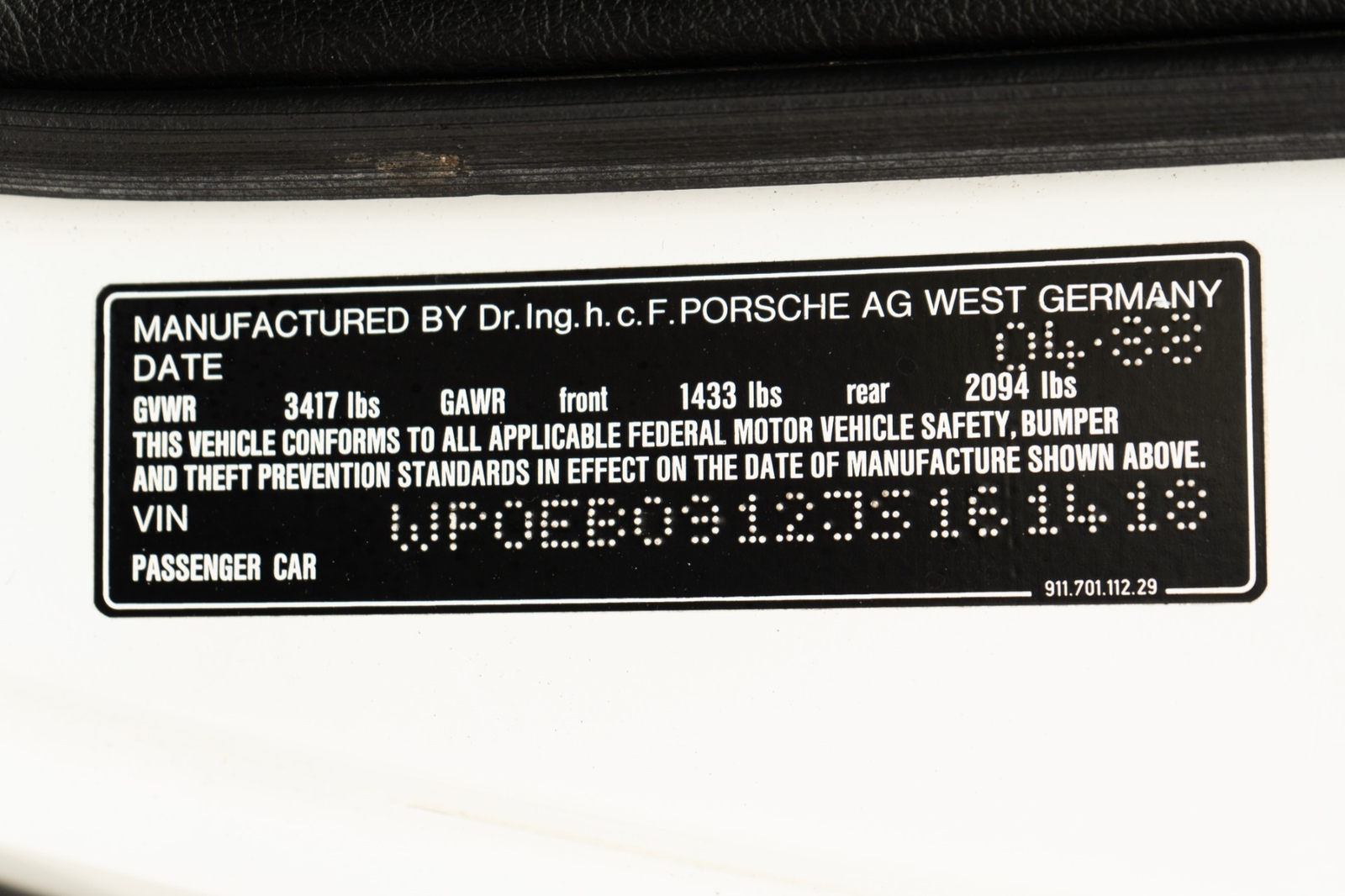 Porsche-911-1988-18