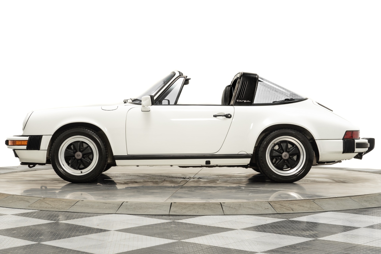 Porsche-911-1988-4