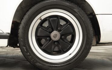 Porsche-911-1988-9