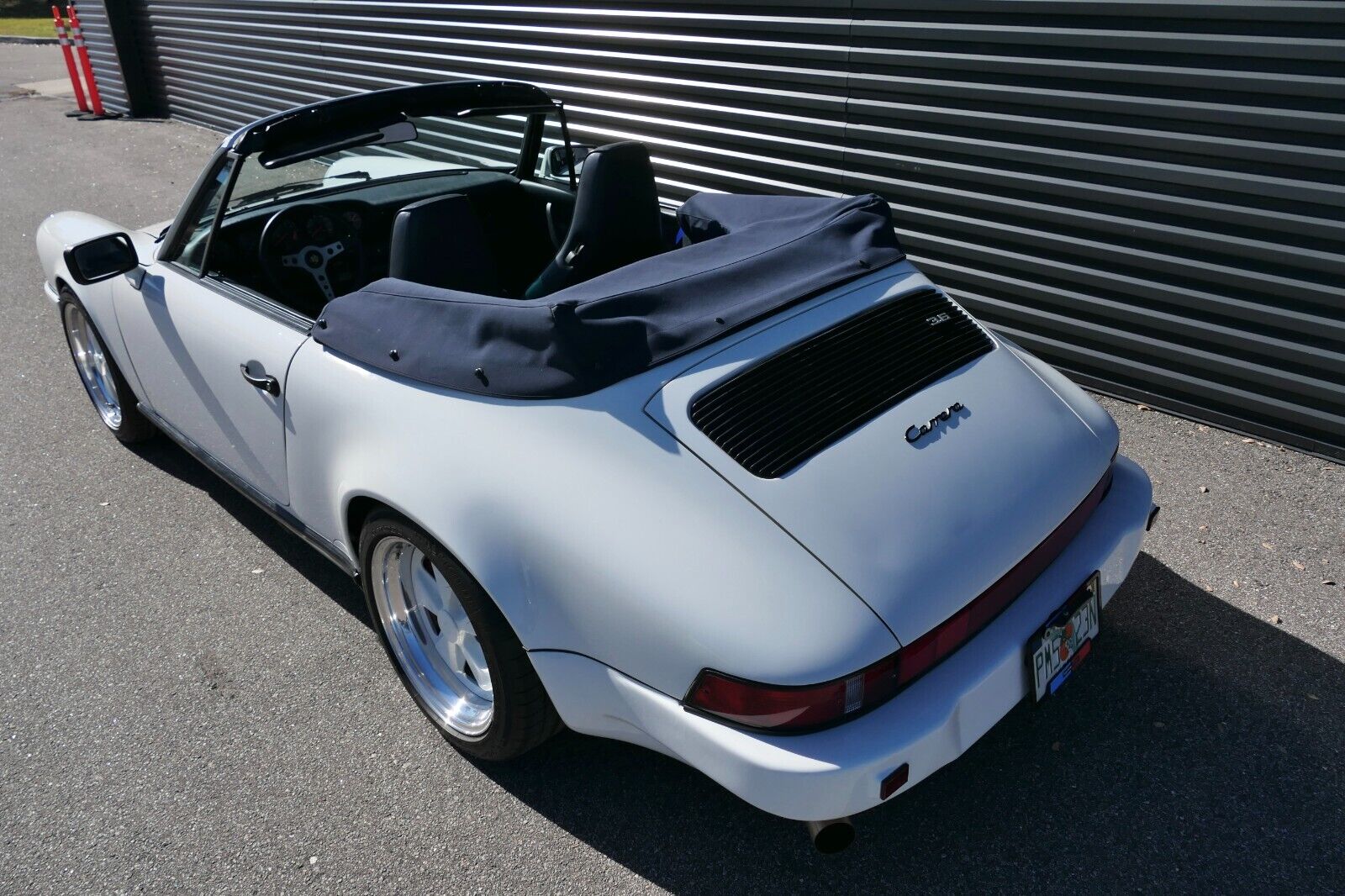 Porsche-911-1988-Convertible-10