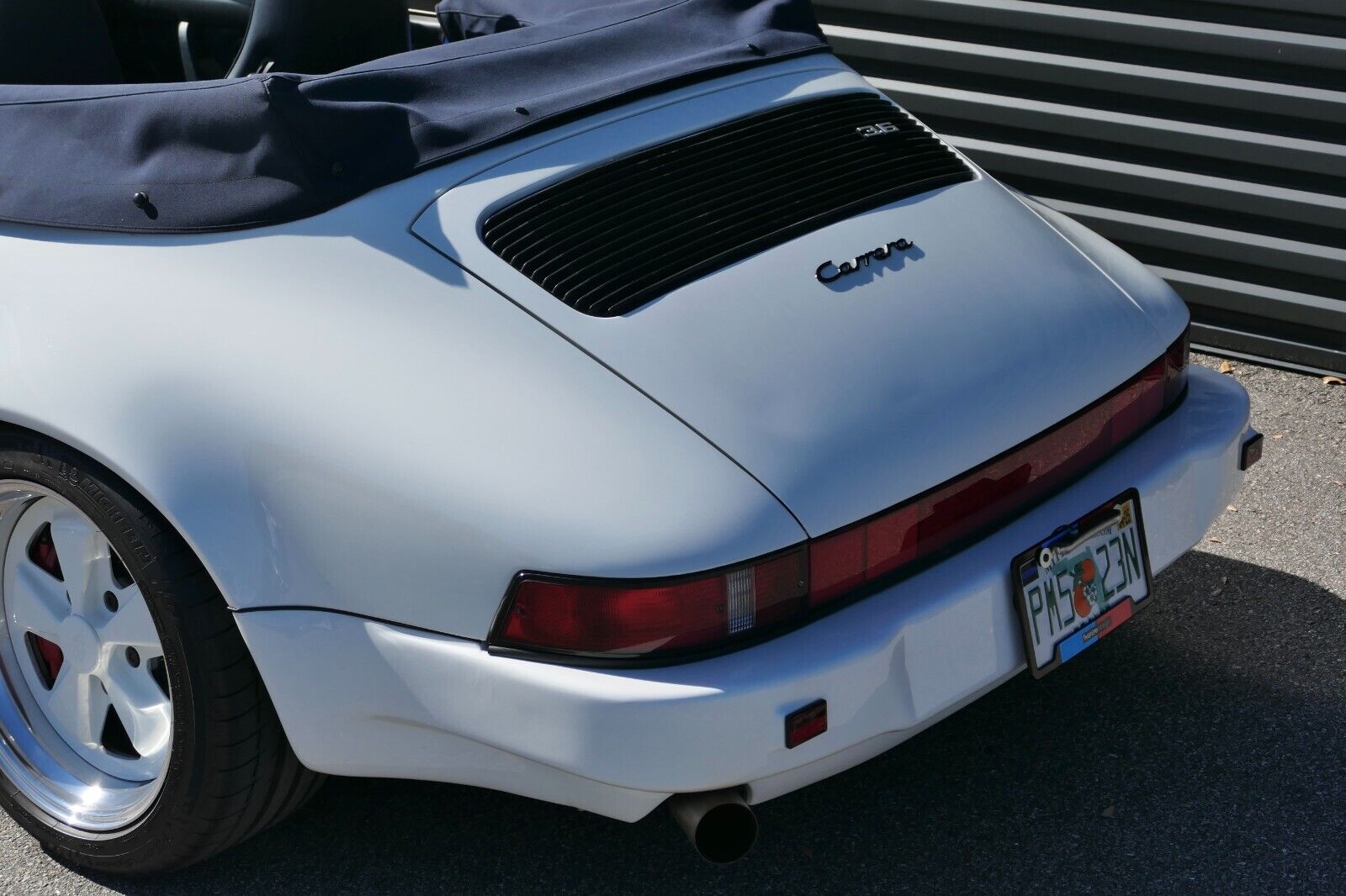 Porsche-911-1988-Convertible-12