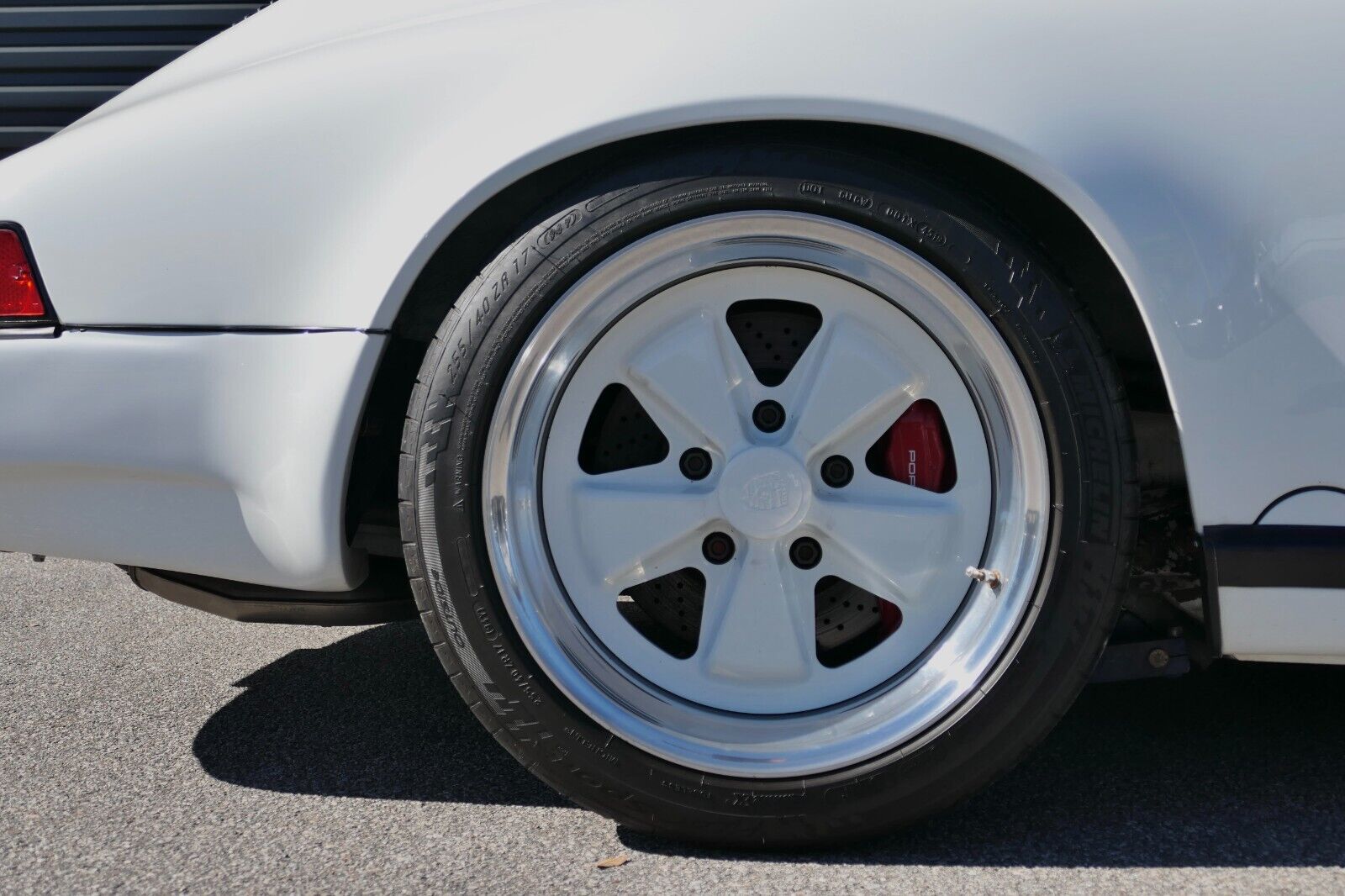 Porsche-911-1988-Convertible-15
