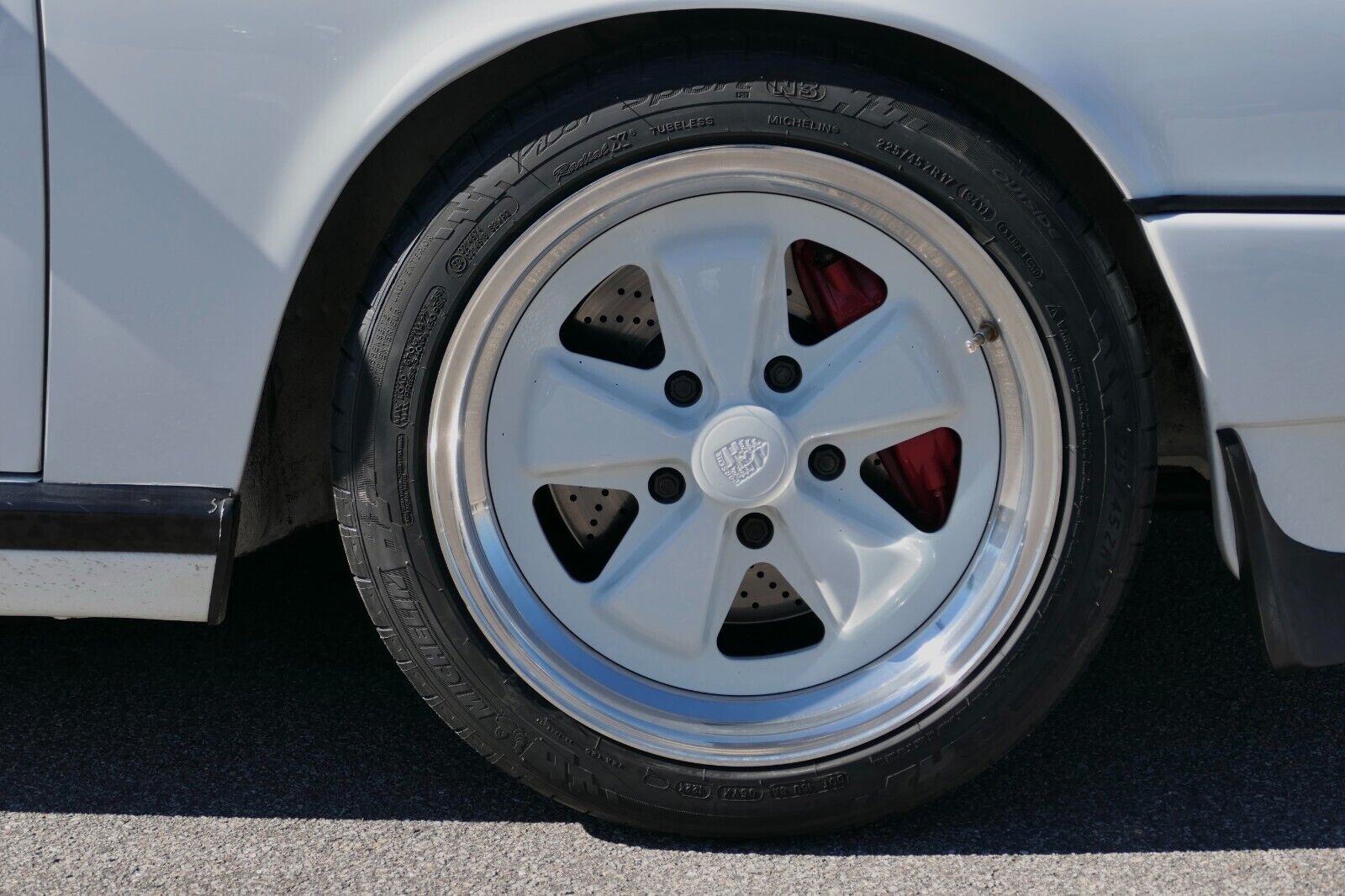 Porsche-911-1988-Convertible-18