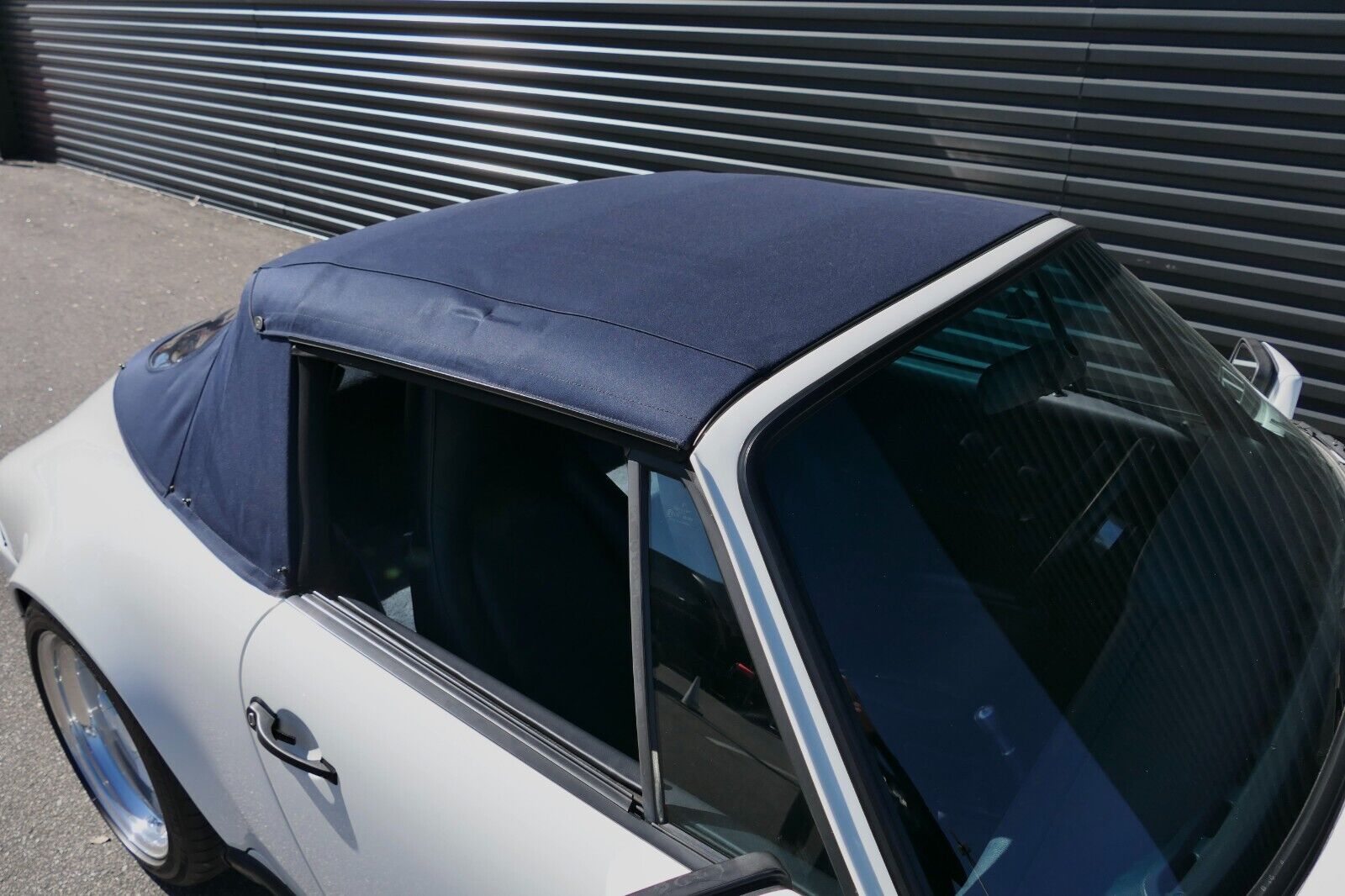 Porsche-911-1988-Convertible-20
