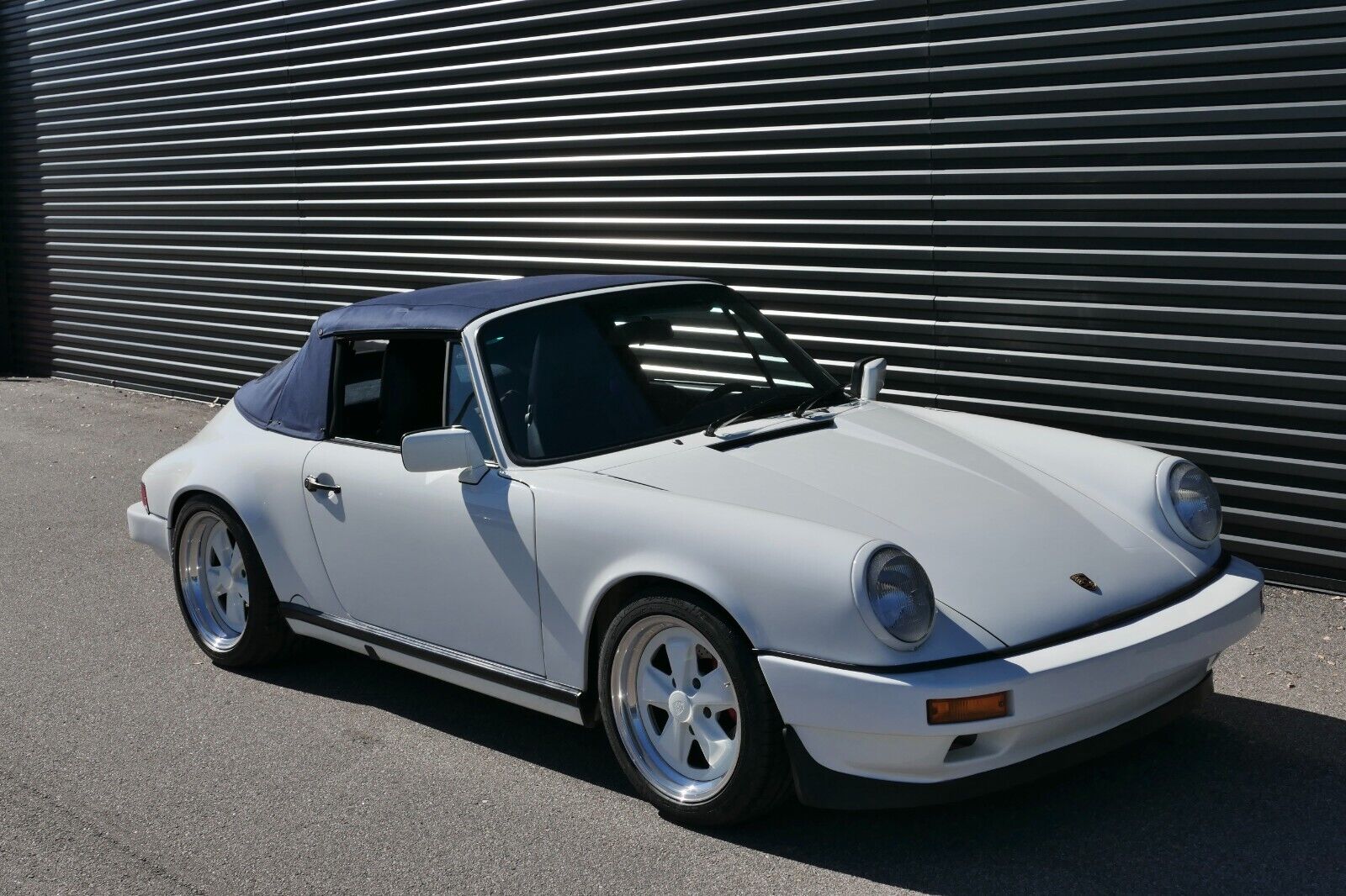 Porsche 911 1988 Convertible