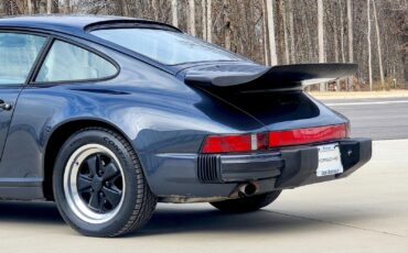 Porsche-911-1988-Coupe-12
