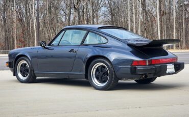Porsche-911-1988-Coupe-14