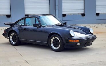 Porsche-911-1988-Coupe-2