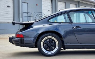 Porsche-911-1988-Coupe-20