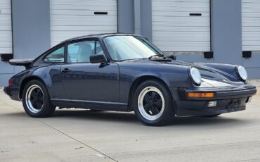 Porsche-911-1988-Coupe-24