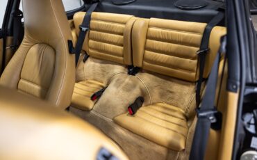 Porsche-911-1988-Coupe-25